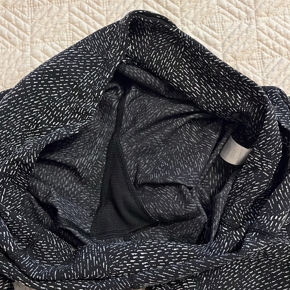 Athleta Black And White Patterned Salutation Stas… - image 3